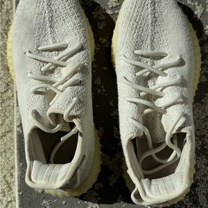 Adidas Yeezy white Sneakers